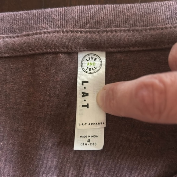 #087 L.A.T. Live and Tell Tee (4 - 26/28) Marled Maroon & Brown - Picture 4 of 7